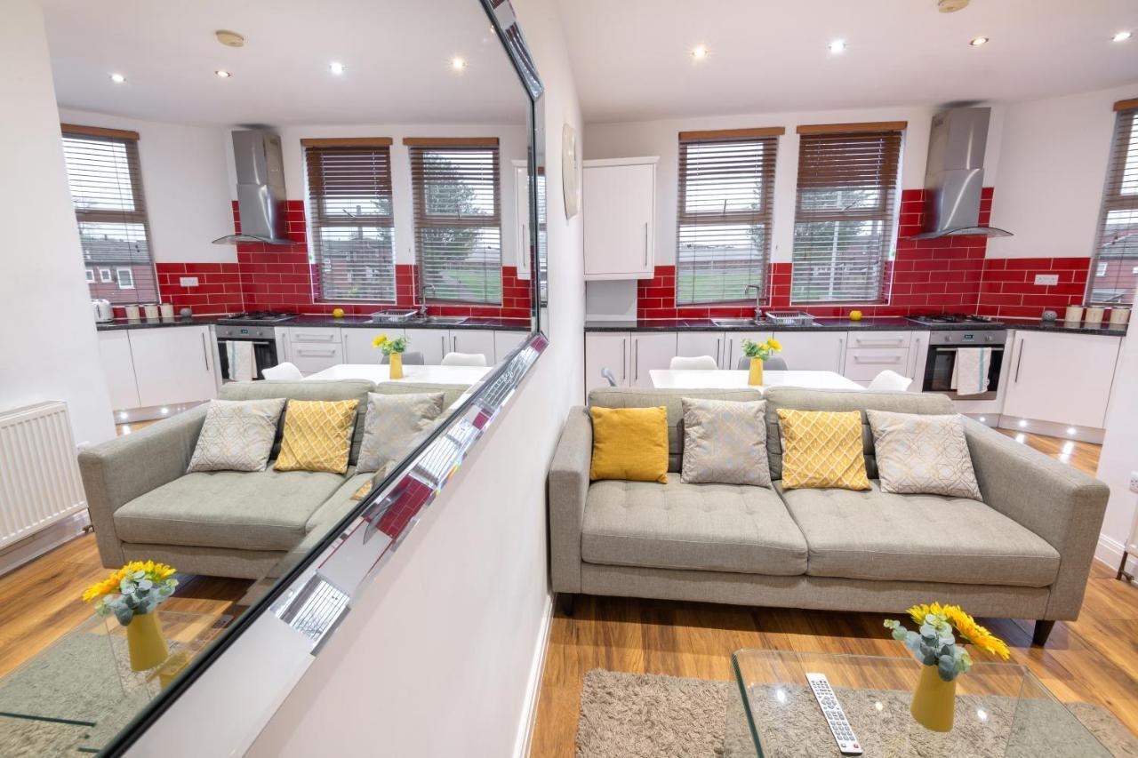 Modern Apartment Close To City Centre With Parking Leeds  Extérieur photo